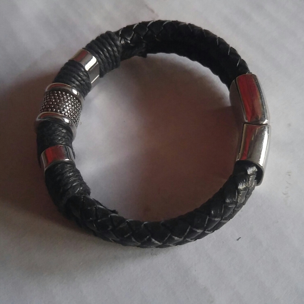 Bracelet - Picture 2 of 8